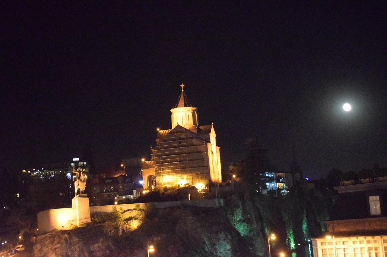 Euphoria Inn Tbilisi Bagian luar foto