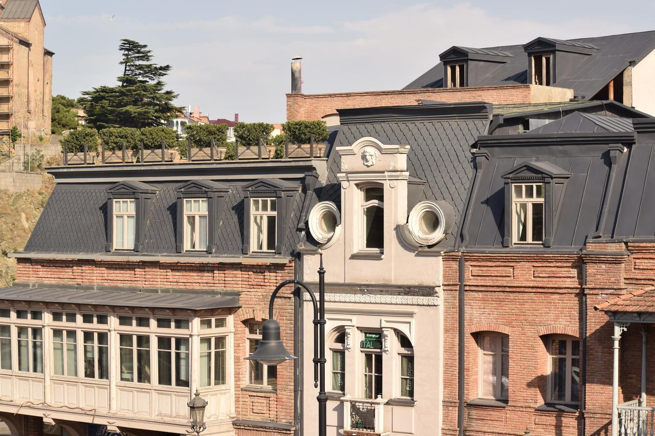 Euphoria Inn Tbilisi Bagian luar foto