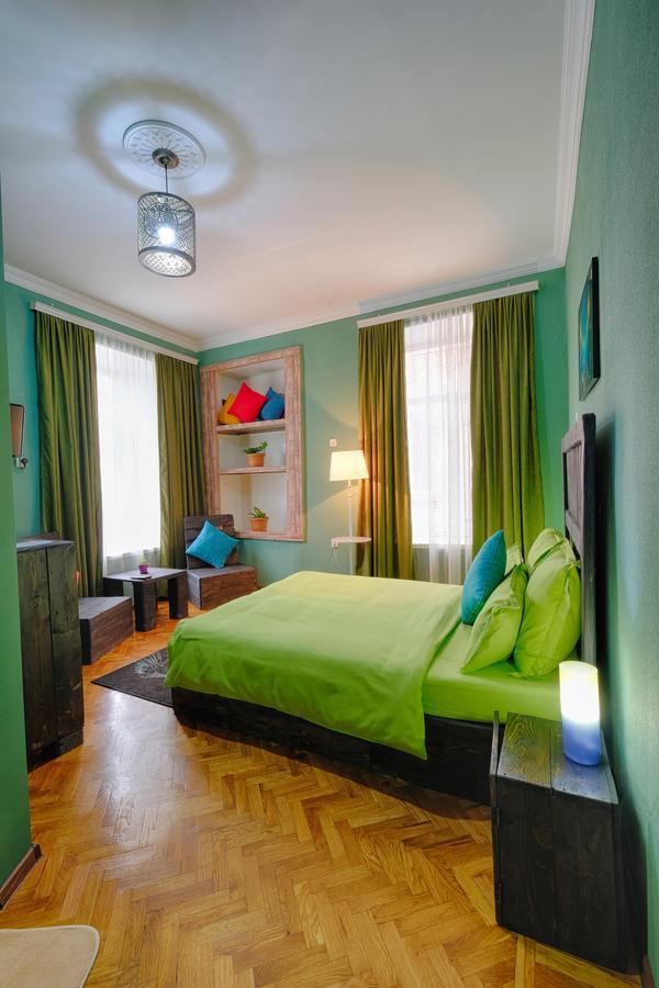 Euphoria Inn Tbilisi Bagian luar foto